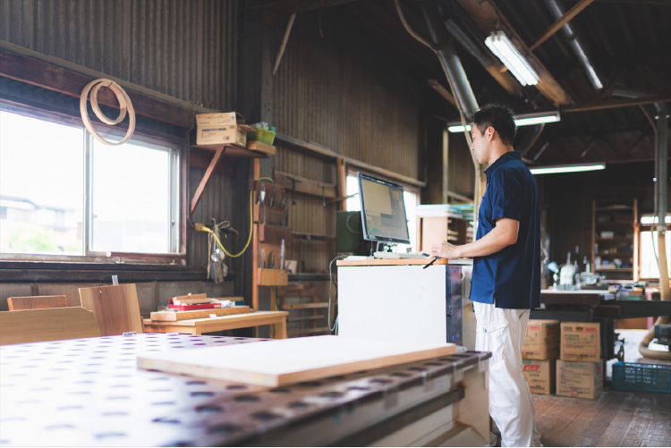 熟練の技と機械化で目指すは次世代の木材加工